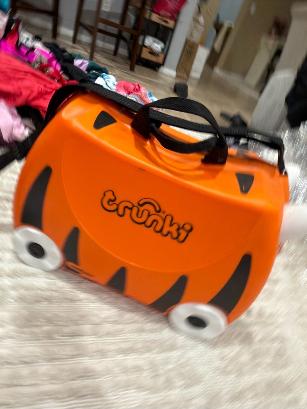 Kids Ride-On Luggage — Orange Tiger Design